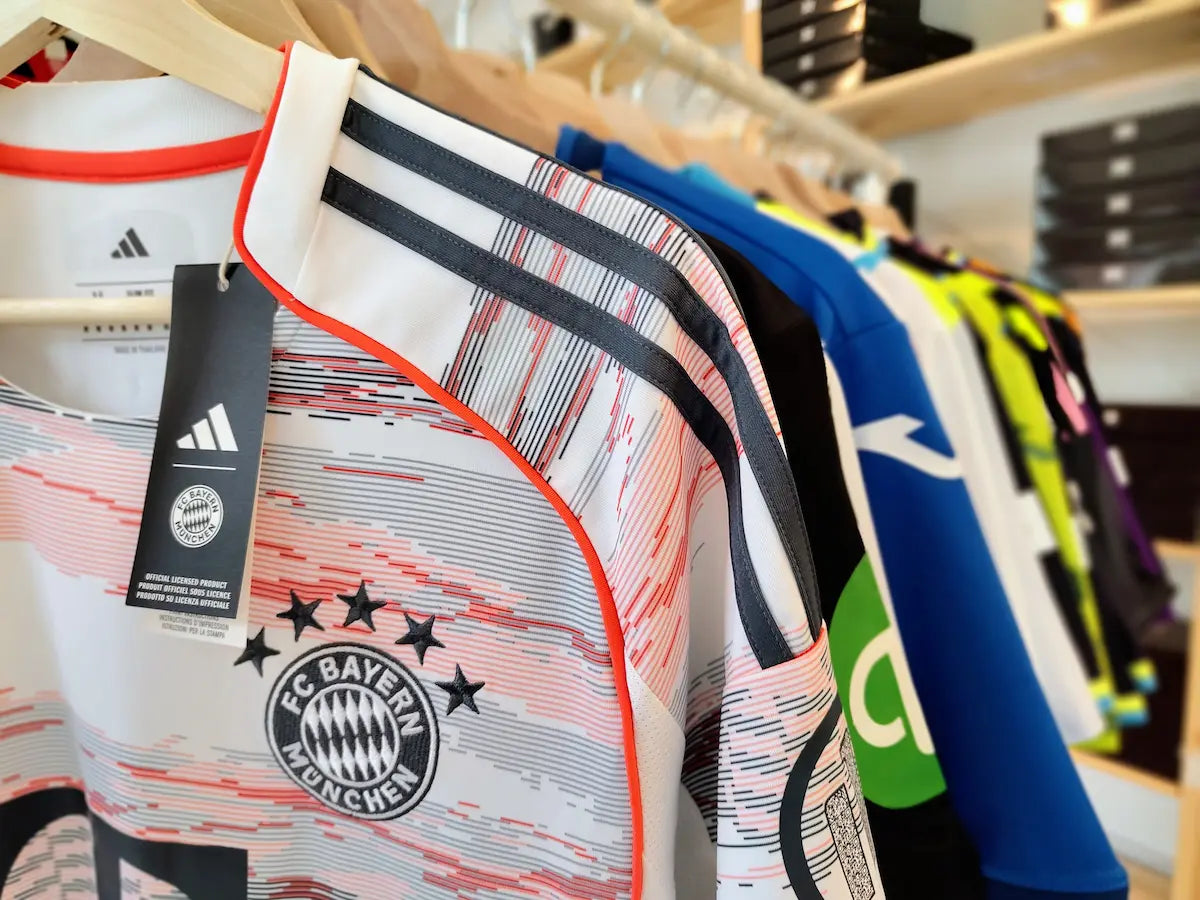 Comment savoir si un maillot de football est authentique&nbsp;? Image